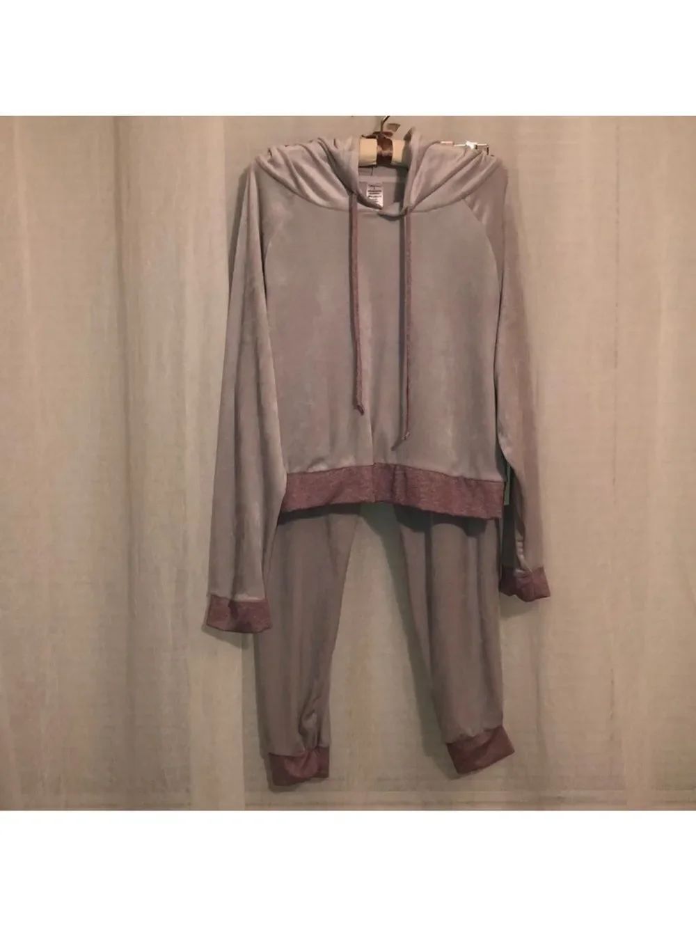 C&C California L Gray Mauve Pink Velour Jump Suit Lounge Crop Hoodie Set